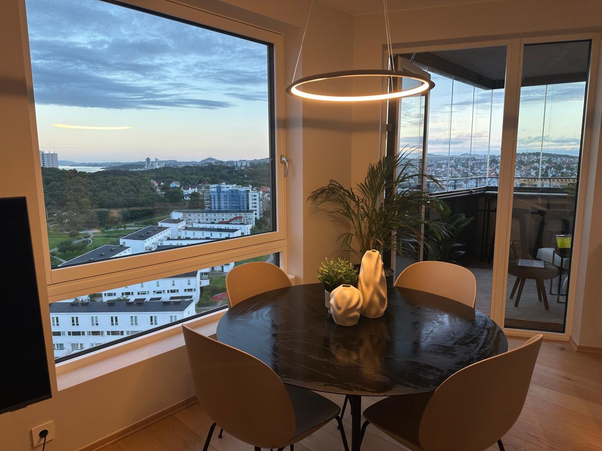 Ons 2024 For Rent - Panoramic View, Private Gym,parking - Close To Centre *